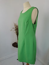 Load image into Gallery viewer, Vintage 60s shift dress
