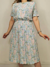 Load image into Gallery viewer, Vintage 80s pastel floral dress
