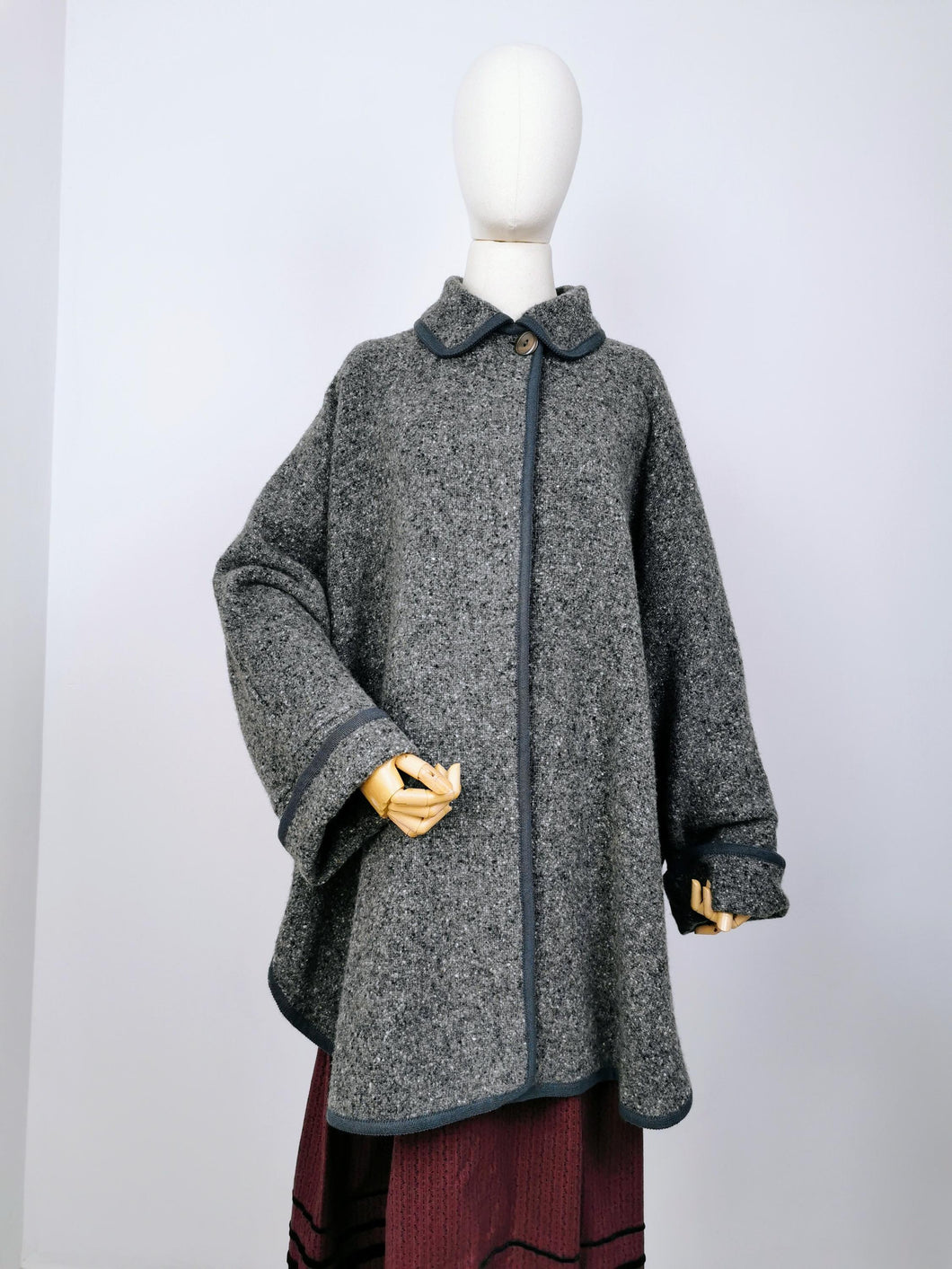 Vintage Tyrolean wool cardigan cape