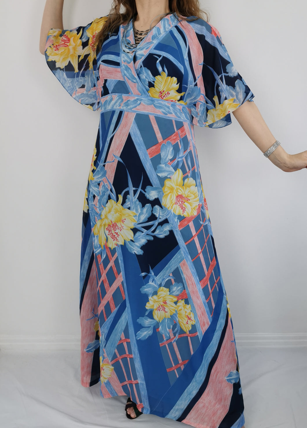 Vintage 70s floral maxi dress