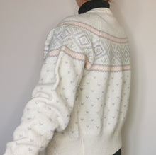 Load image into Gallery viewer, Vintage wool blend cream cardigan
