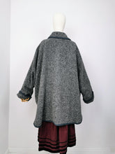 Load image into Gallery viewer, Vintage Tyrolean wool cardigan cape
