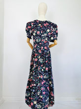 Load image into Gallery viewer, Vintage 80s puff sleeves dress
