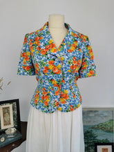 Load image into Gallery viewer, Vintage 70s floral blazer
