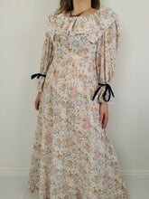 Load image into Gallery viewer, Vintage 70s prairie dress
