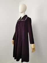 Load image into Gallery viewer, Vintage 60s plum dress
